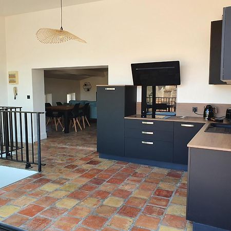 Au Coeur Du Centre Historique - Immeuble Classe - Terrasse - Climatise Nîmes Dış mekan fotoğraf