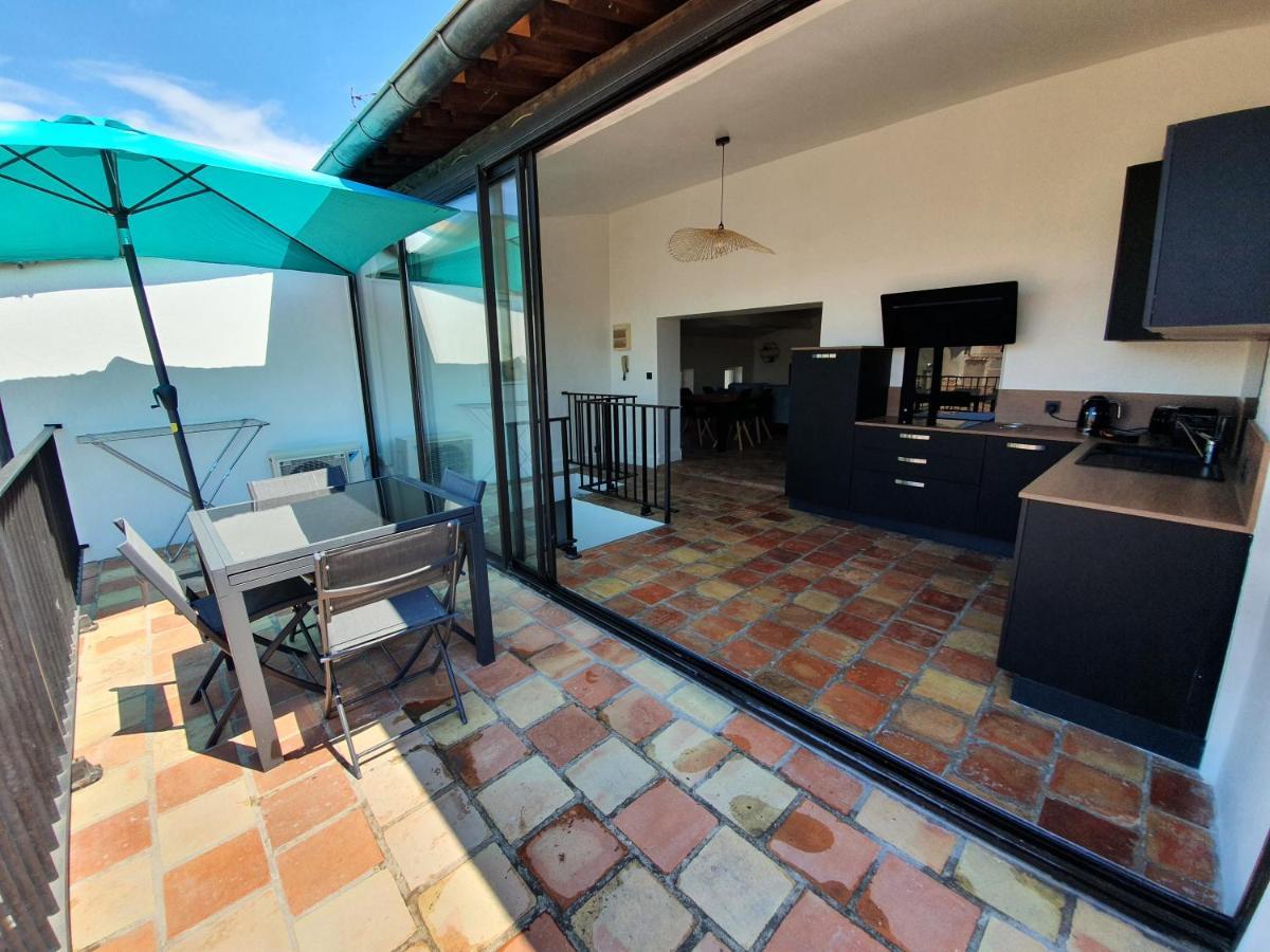 Au Coeur Du Centre Historique - Immeuble Classe - Terrasse - Climatise Nîmes Dış mekan fotoğraf